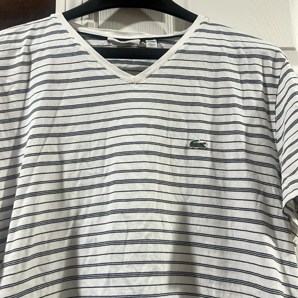 Lacoste - Picture 3 of 3
